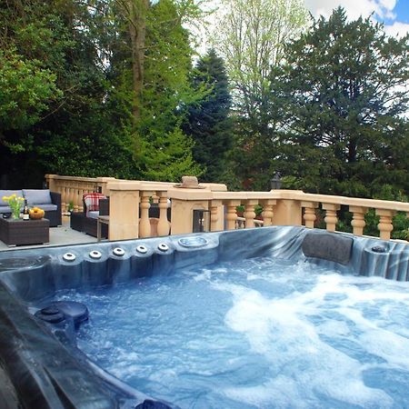 The School Rooms Estate Beautiful, Georgian Apartments With Private Heated Pool And Hot Tub Wifi And Parking Near Bath Box  Екстериор снимка