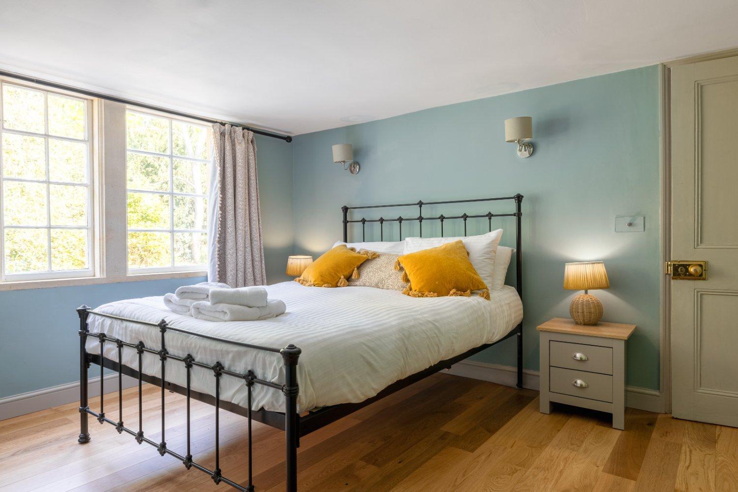 The School Rooms Estate Beautiful, Georgian Apartments With Private Heated Pool And Hot Tub Wifi And Parking Near Bath Box  Екстериор снимка